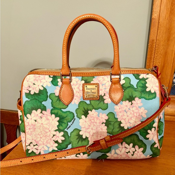 ✨Dooney & Bourke Speedy Satchel - Picture 1 of 13